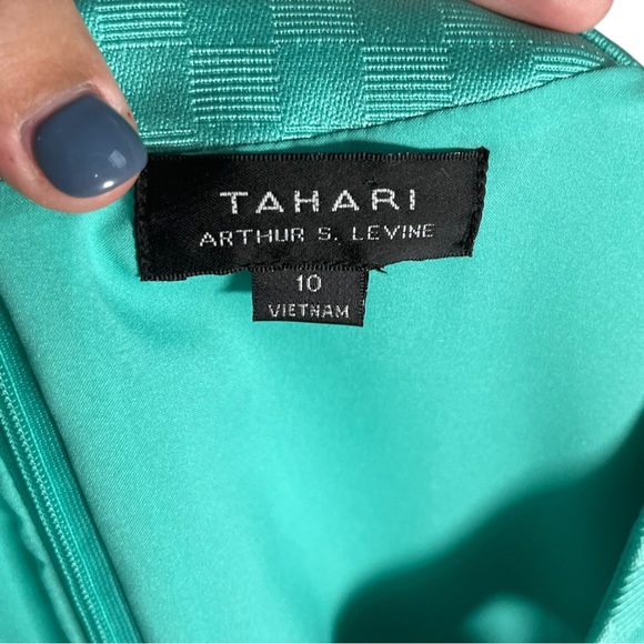 Tahari X Arthur S. Levine Aqua Checkered Green Belted Structured Sheath Dress - Picture 8 of 9